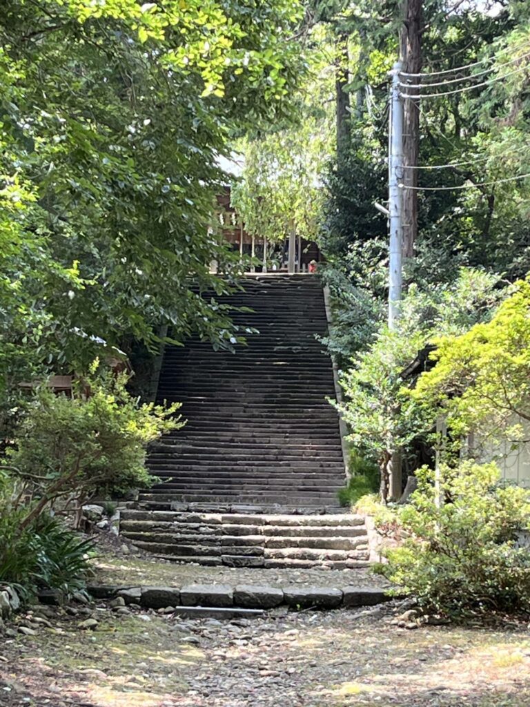 亀岡八幡宮の石段５