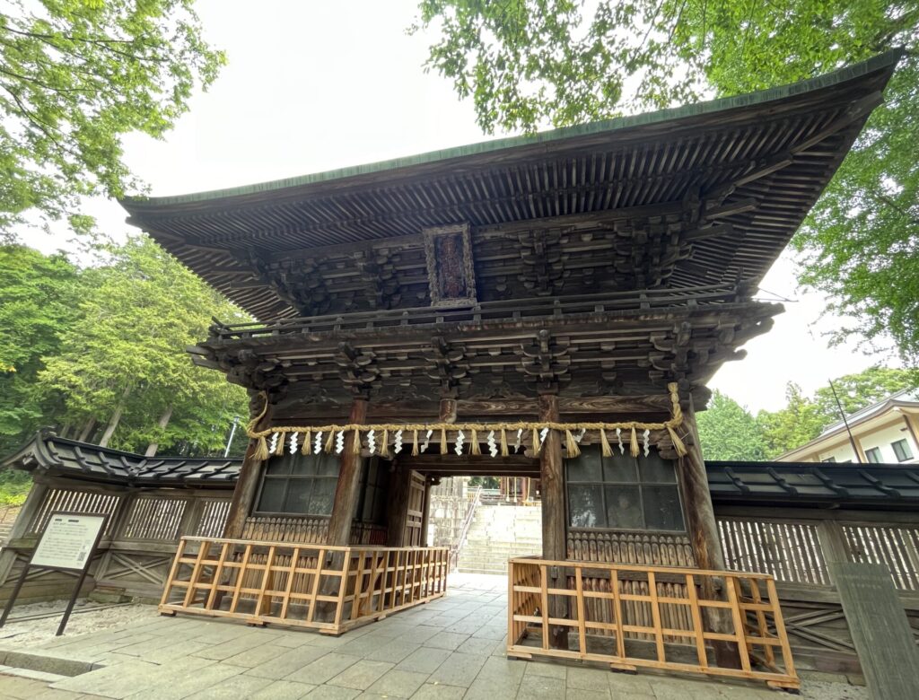 仙台東照宮の随身門