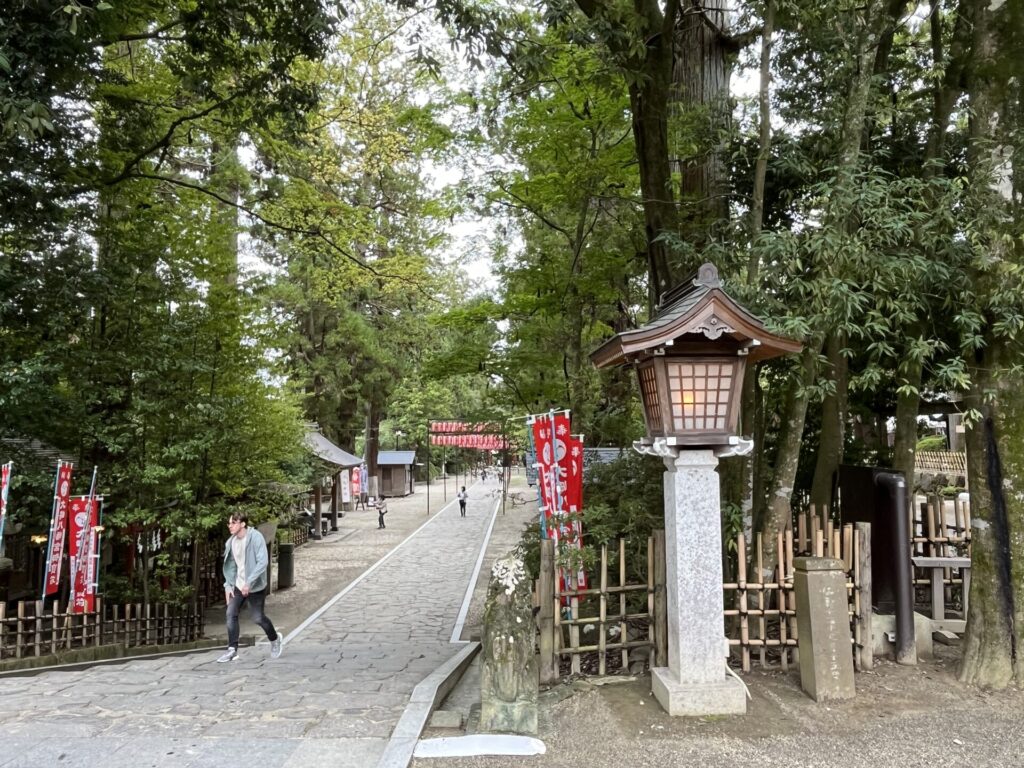 大崎八幡宮の参道