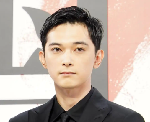 吉沢亮