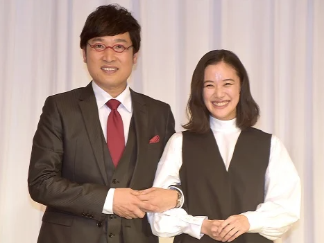 蒼井優と山里亮太