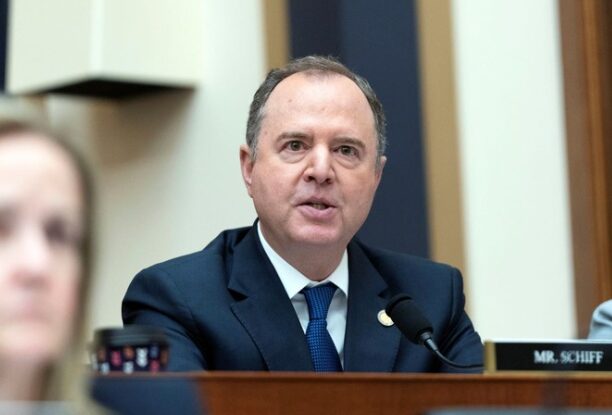 アダム・シフ上院議員